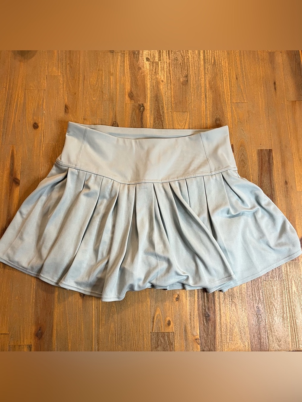 DKNY activewear skort